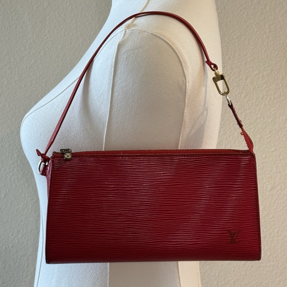 Vintage Louis Vuitton Epi Pochette Accessories Red Leather Clutch France - Picture 2 of 16